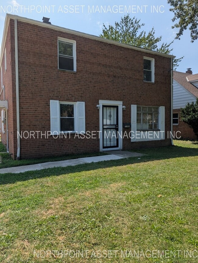 Primary Photo - Charming 5 beds 2 baths in Euclid!