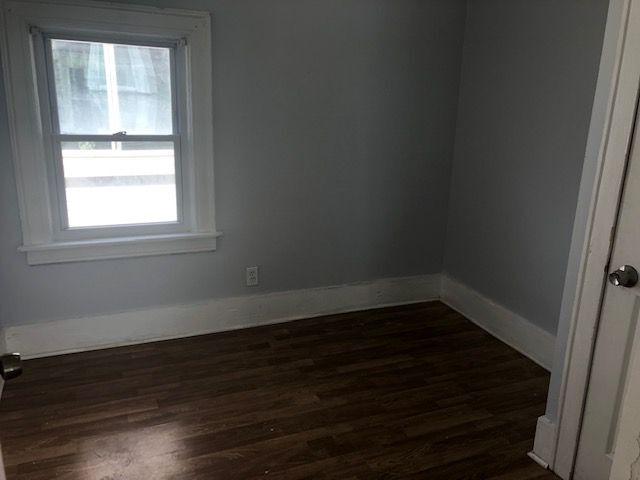 Building Photo - 3352 N. Richards Street - 3 Bedroom Upper