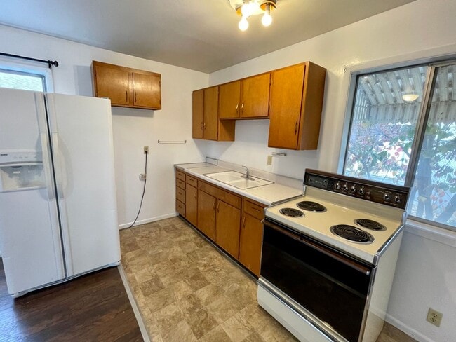 Building Photo - Charming 1-Bedroom in a Great Neighborhood!