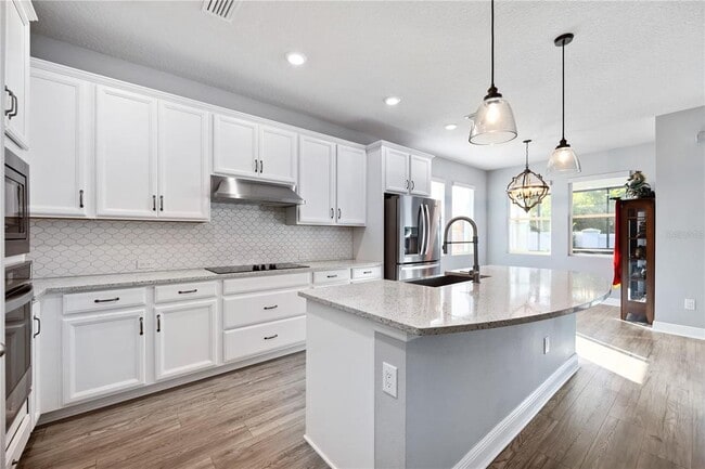 Building Photo - 3926 Sunshine Pine Ave