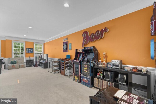 Building Photo - 43682 Chicacoon Creek Square