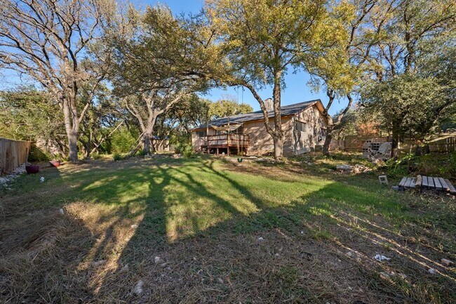 Building Photo - 13200 Running Doe Ln