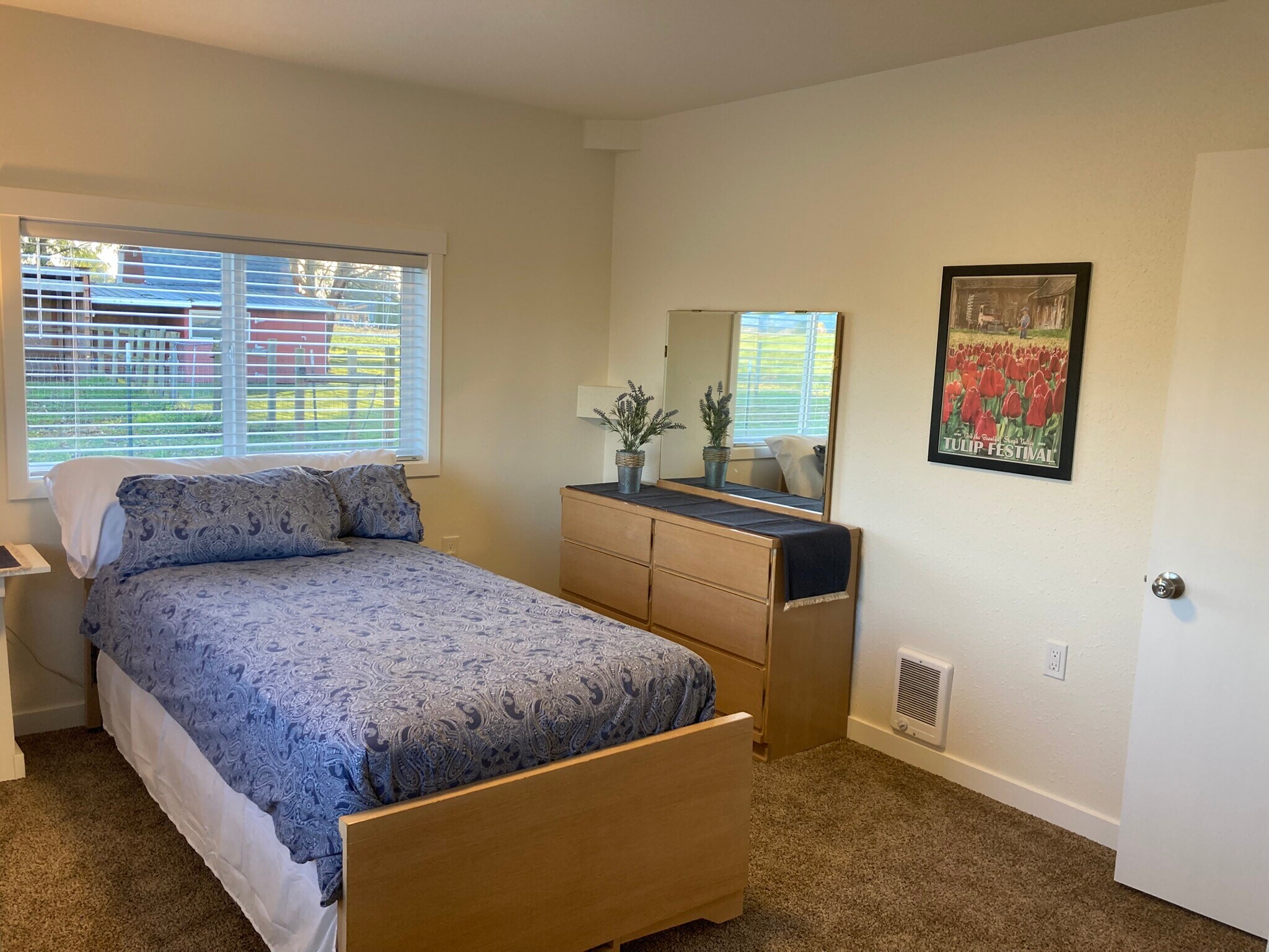 Building Photo - 14275 Avon Allen Rd