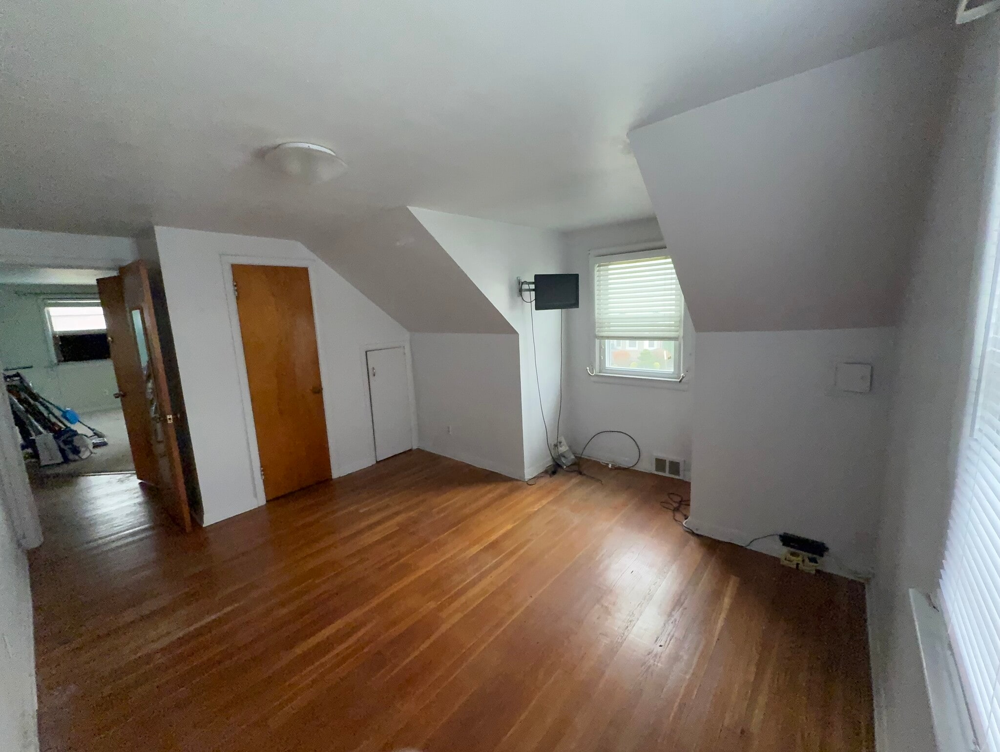 1st bedroom - 45 N 21st St