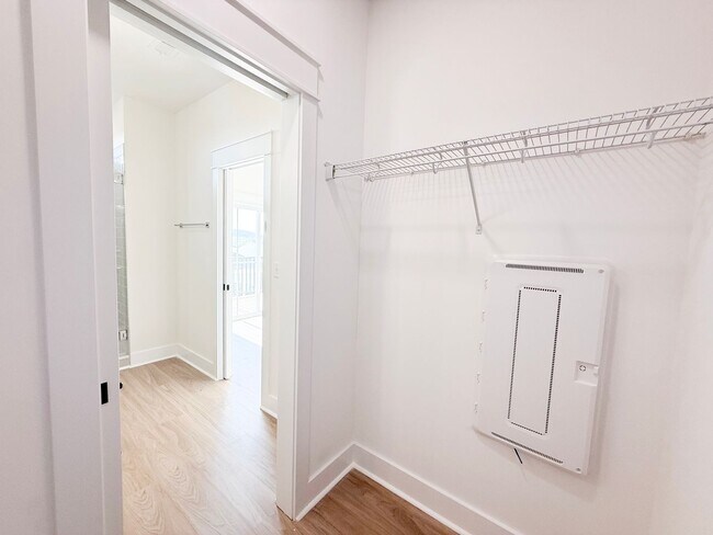 Building Photo - 4-Bedroom Crofton at Highbury + Summer Special Perks