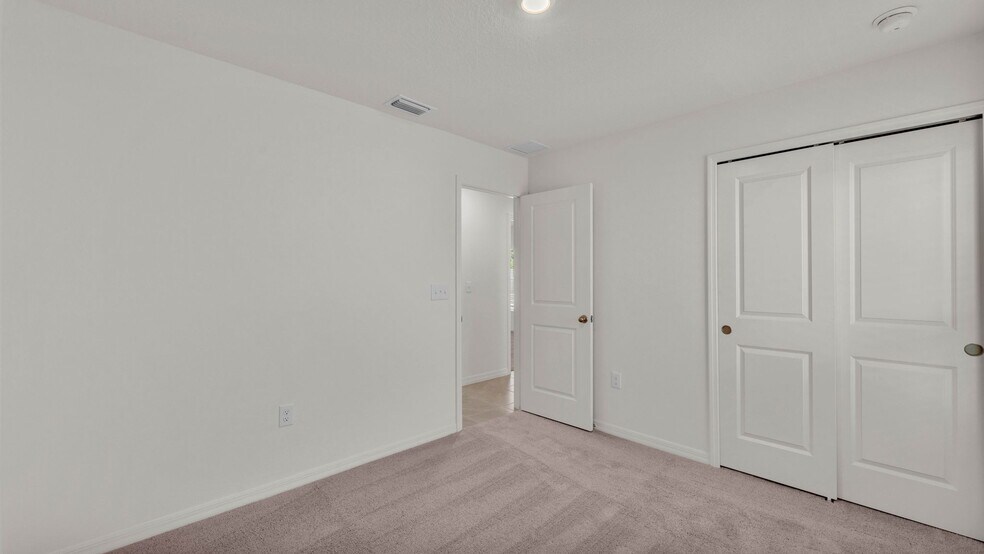 Building Photo - 219 Ash Way