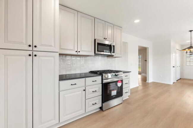 Building Photo - 15411 Robin Grove Ct