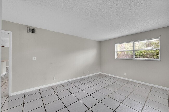 Building Photo - 11607 NW 29th St