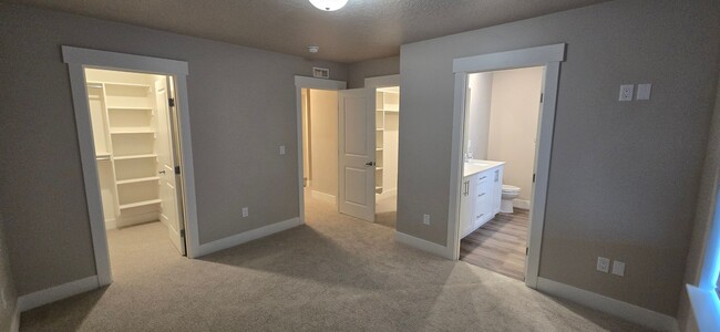 Building Photo - Come check out this beautiful 3 story town...