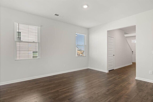 Building Photo - 3263 Colonel Ct