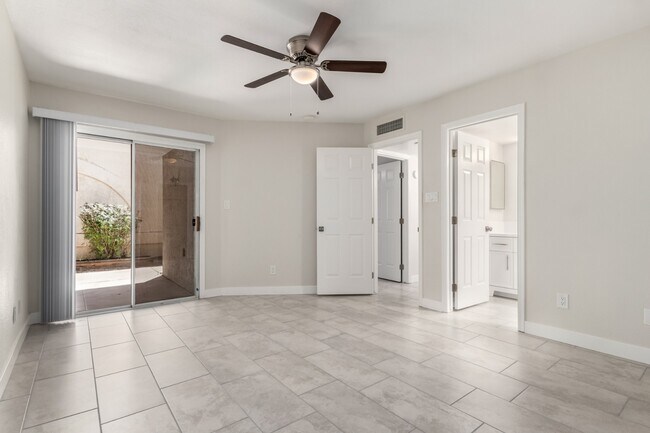 Building Photo - Home for rent in Scottsdale!