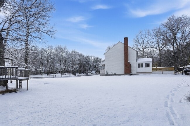 Building Photo - 1 Ernies Dr