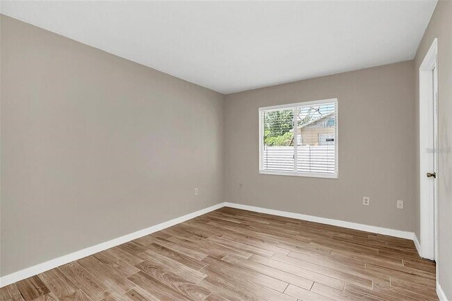 Building Photo - 2734 Coral Reef Dr