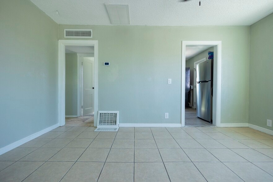 Living Room - 1200 Chadbourne St