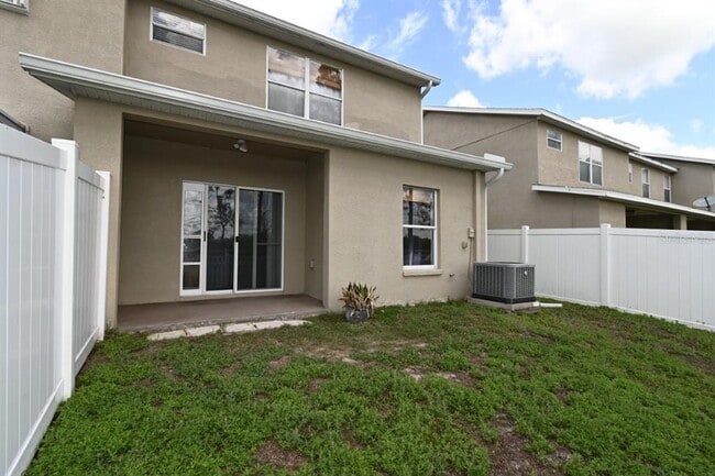 Building Photo - 3414 Broken Bow Dr