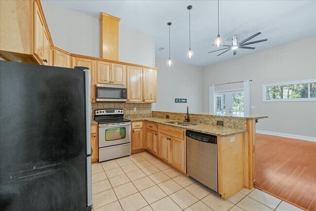 Building Photo - 252 Magnolia Ridge