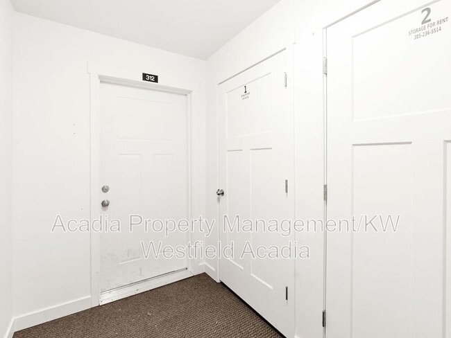 Building Photo - 166 W 1000 S