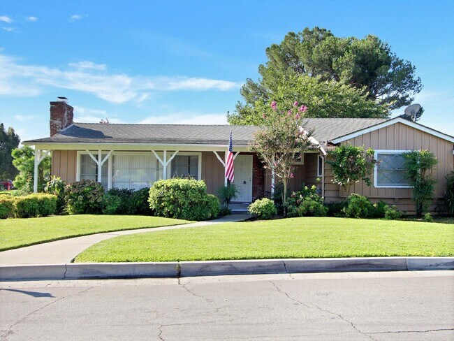 Primary Photo - 3 bedrooms, 2 bathrooms house in La Habra