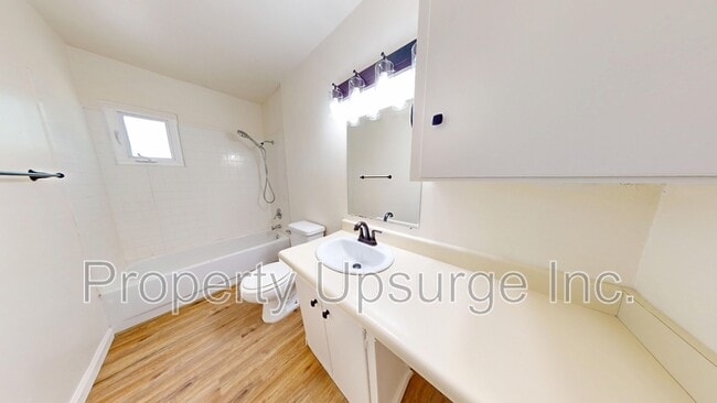 Building Photo - 1167 Orange Ave