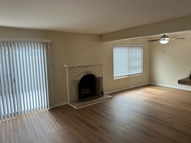 Primary Photo - 3 Bedroom Home Near UCSD, UTC Mall, and Be...