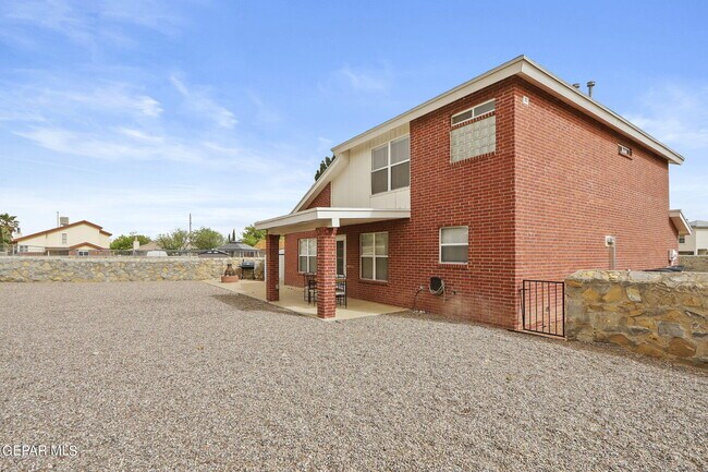 Building Photo - 5059 Crystal Sands Ct