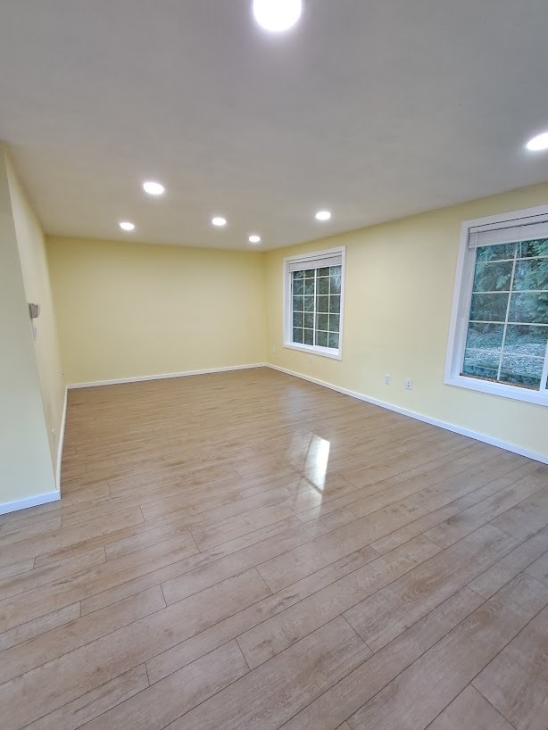 Building Photo - 3911 NE Rova Rd