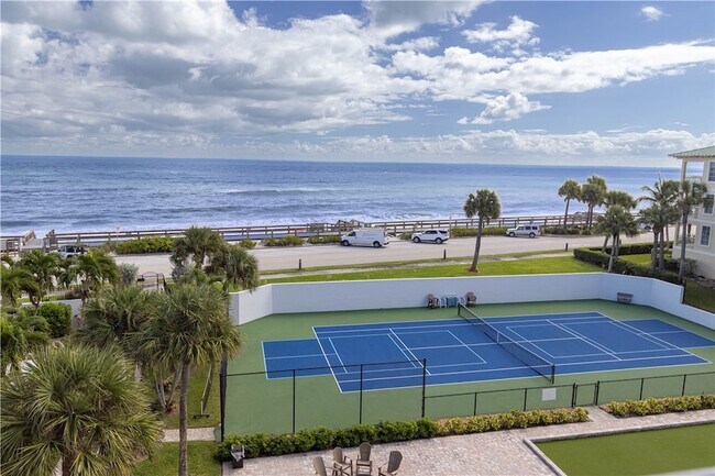 Building Photo - 4141 Ocean Dr