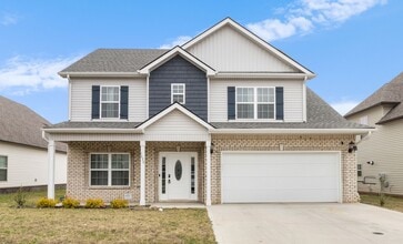 Building Photo - 1629 Kestrel Dr