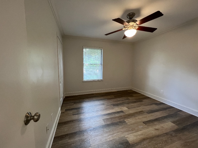 Building Photo - 216 Citrona Dr