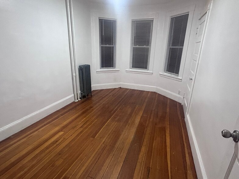 Building Photo - 97 Franklin St