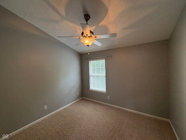 Building Photo - 9059 Rider Dr