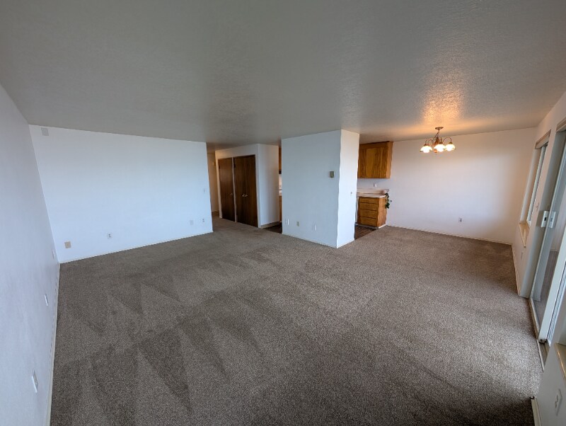 Building Photo - 250 Beach Pl