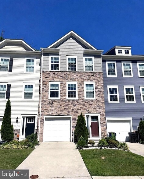 Building Photo - 5733 Nicken Ct