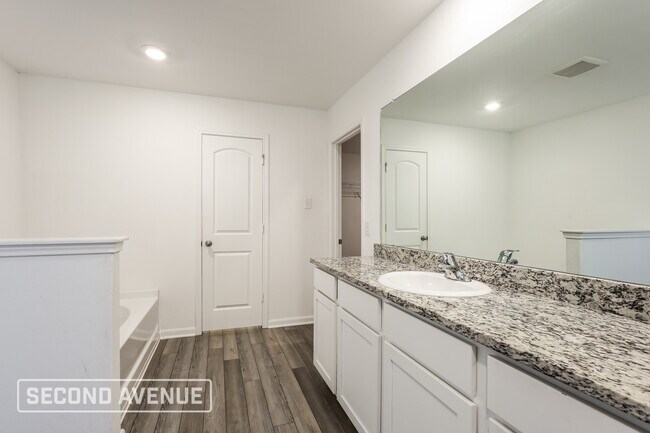 Building Photo - 10906 Juliette Pass