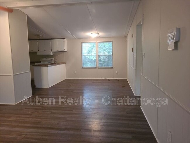 Building Photo - 1029 Grays Dr