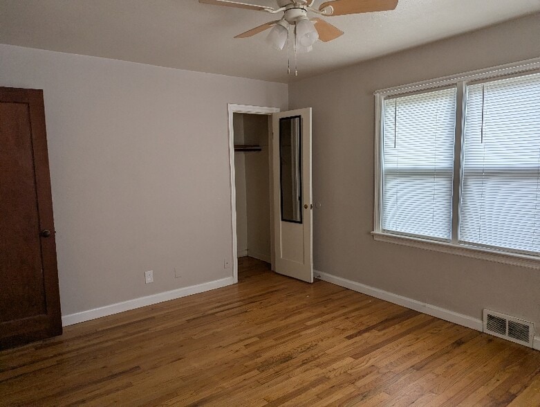 Building Photo - 6147 Garfield Ave