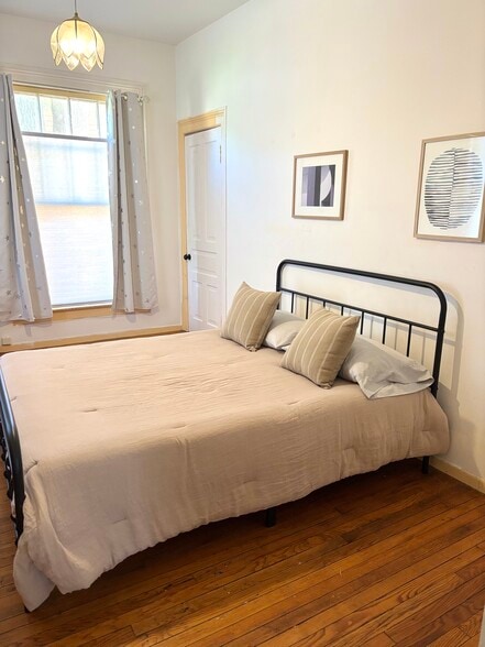 2nd Bedroom - 315 S Washington St