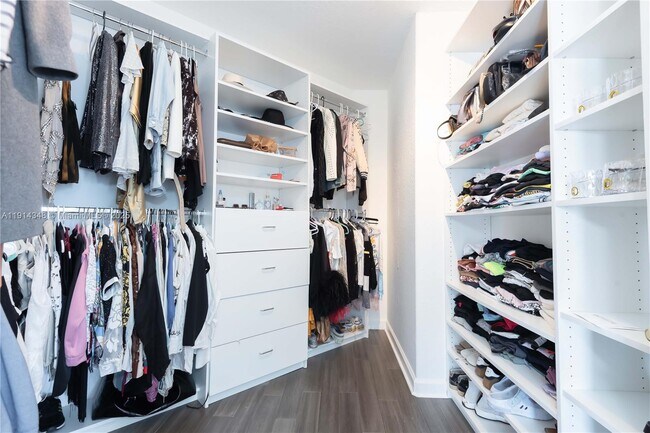 Building Photo - 19250 SW 30th St