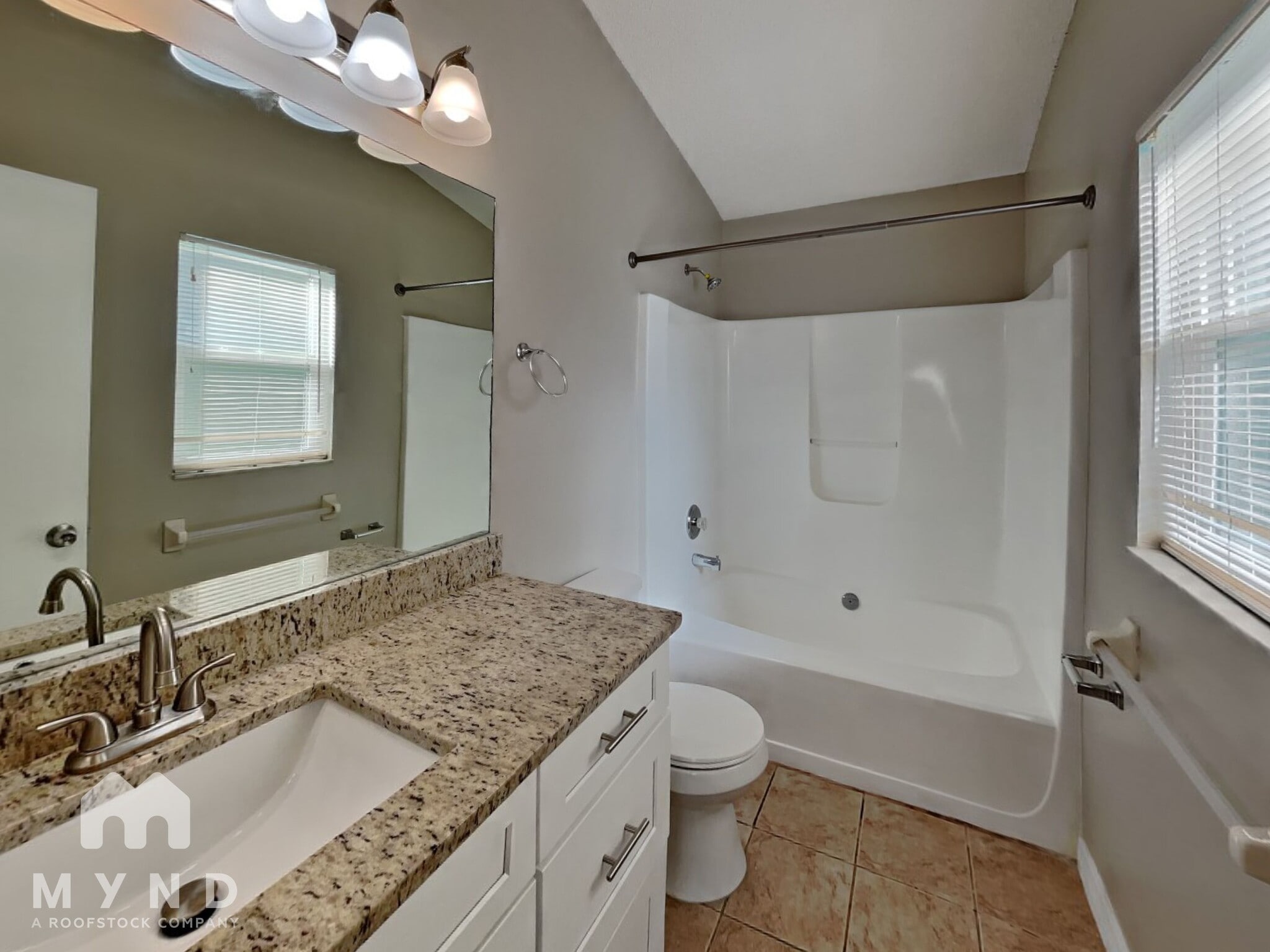 Building Photo - 9591 Lupine Ave