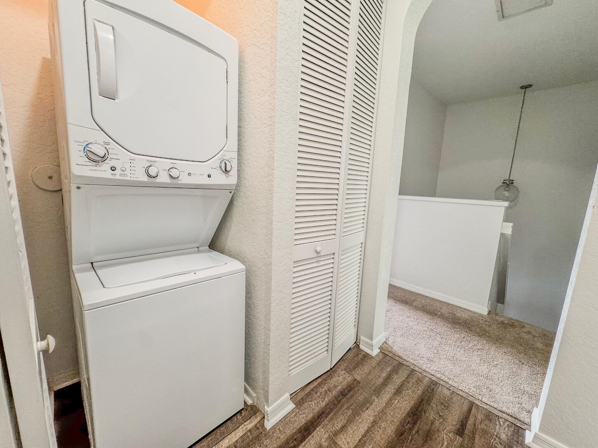 Building Photo - 255 Lake Monterey Cir