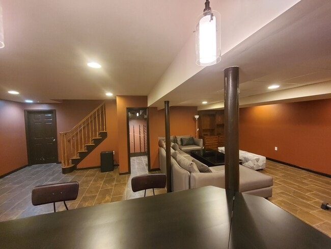 Building Photo - Beautiful, large home with finished baseme...