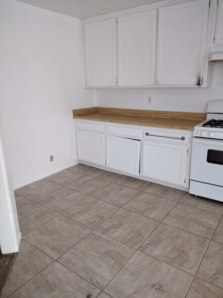 Building Photo - 6610 Juniper Crest Rd