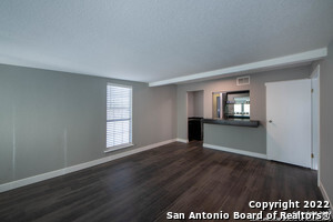 Building Photo - 636 Cypress Ridge Rd