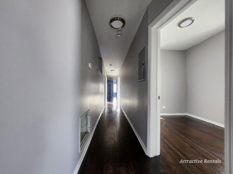 Building Photo - 3658 S Indiana Ave