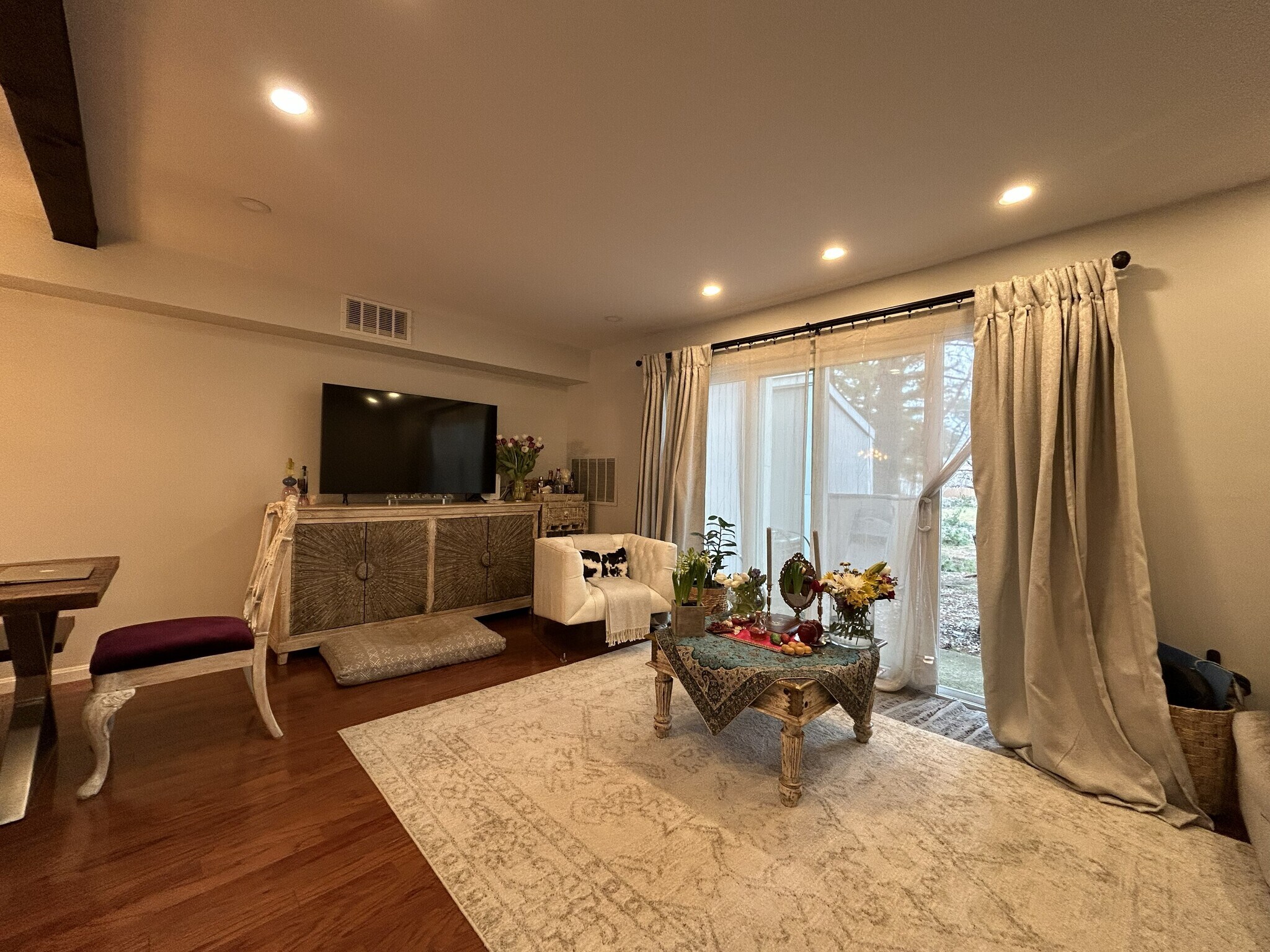 Building Photo - 6 Beals Cove Rd