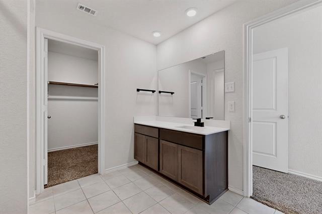 Building Photo - 4210 Showboat Ln