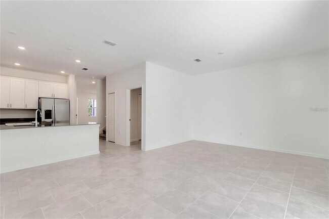 Building Photo - 7485 Stone Crk Trl