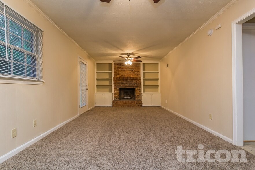 Building Photo - 1464 Yorkton Ct