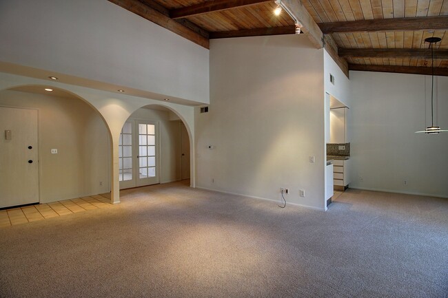 Building Photo - Spanish charmer in Upper East.... Santa Barbara!