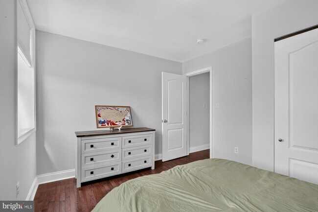 Building Photo - 1202 Gerritt St